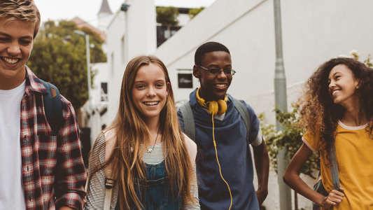 When Friends Donāt Understand: Helping Your Teenager Deal with Peer Relationships and Medical Conditions