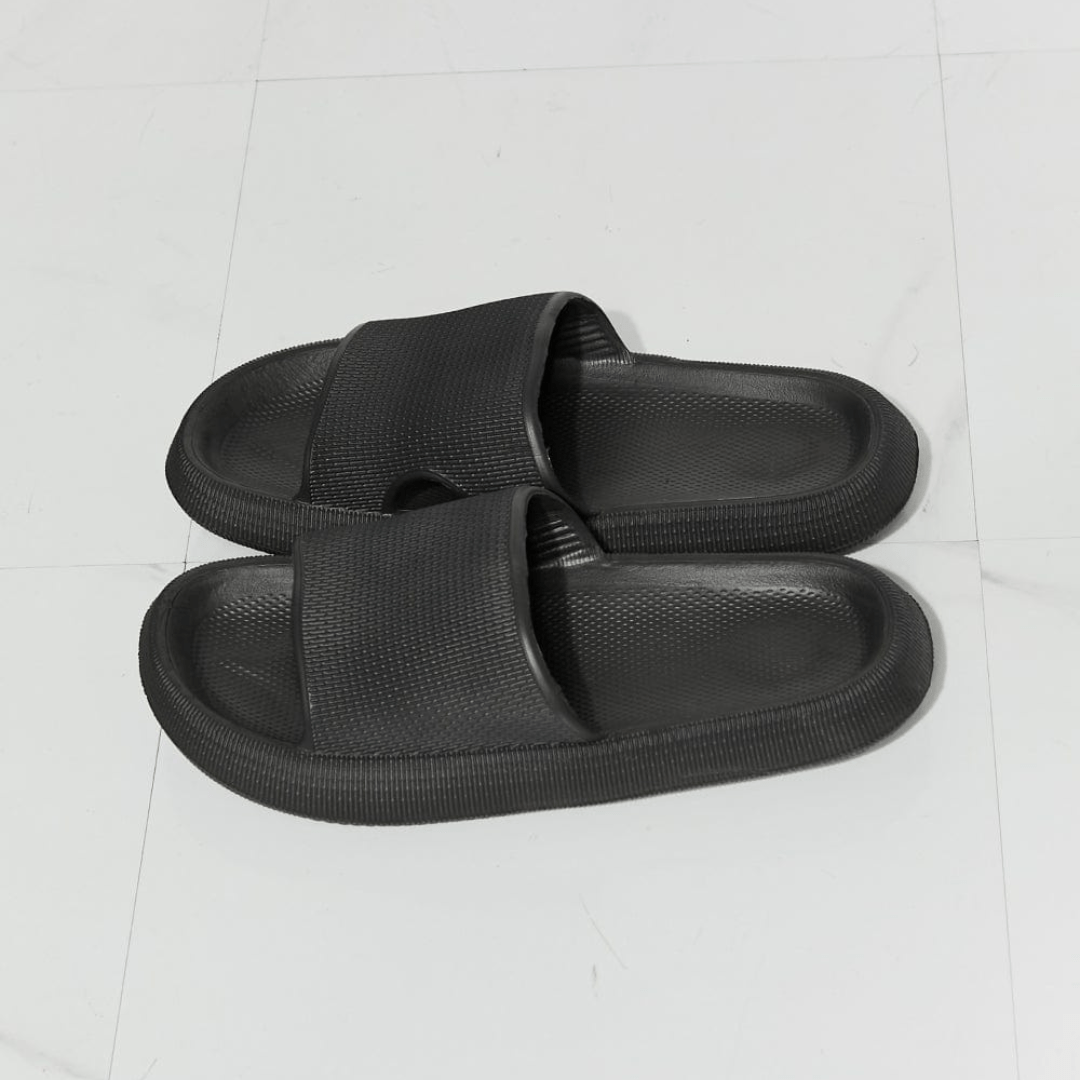 Trendsi Hospital Stay Must Haves MMShoes Arms Around Me Open Toe Slide in Black